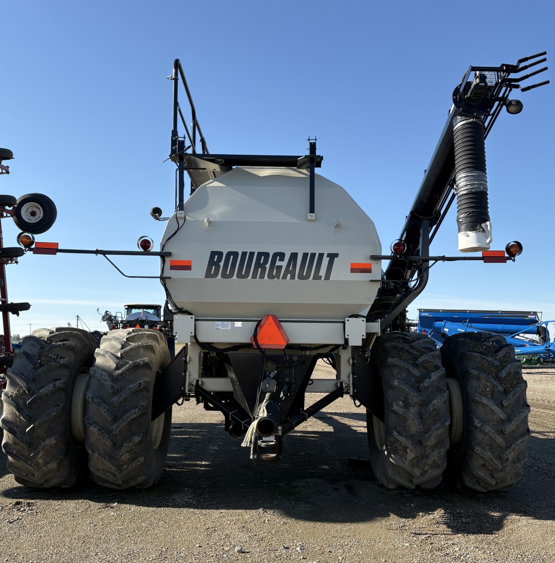 2014 Bourgault 6450 Air Tank/Cart