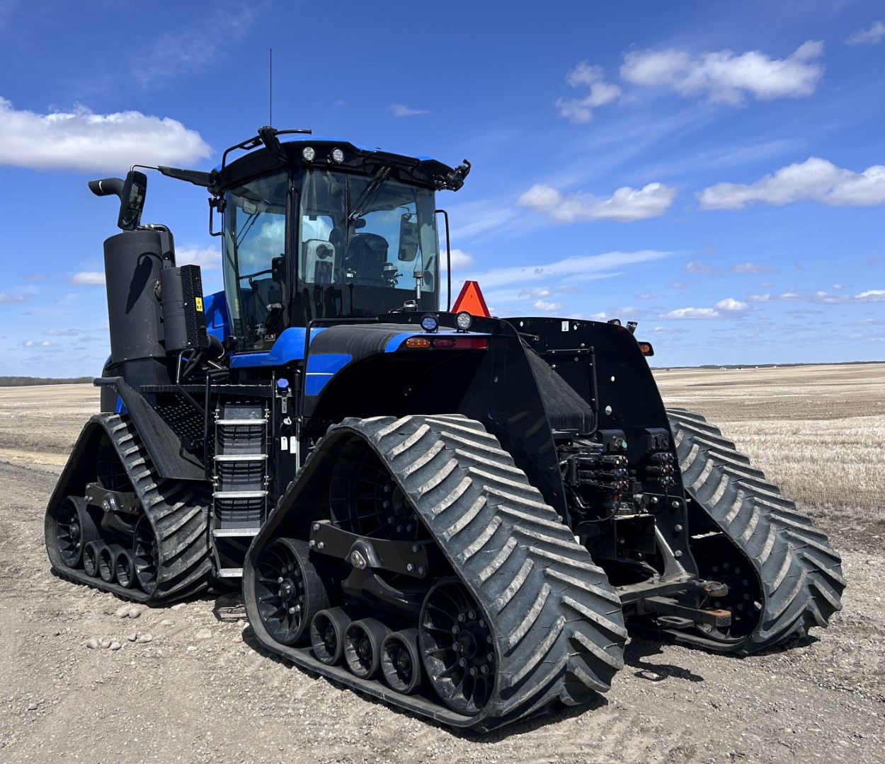 2024 New Holland T9.655 Tractor Rubber Track