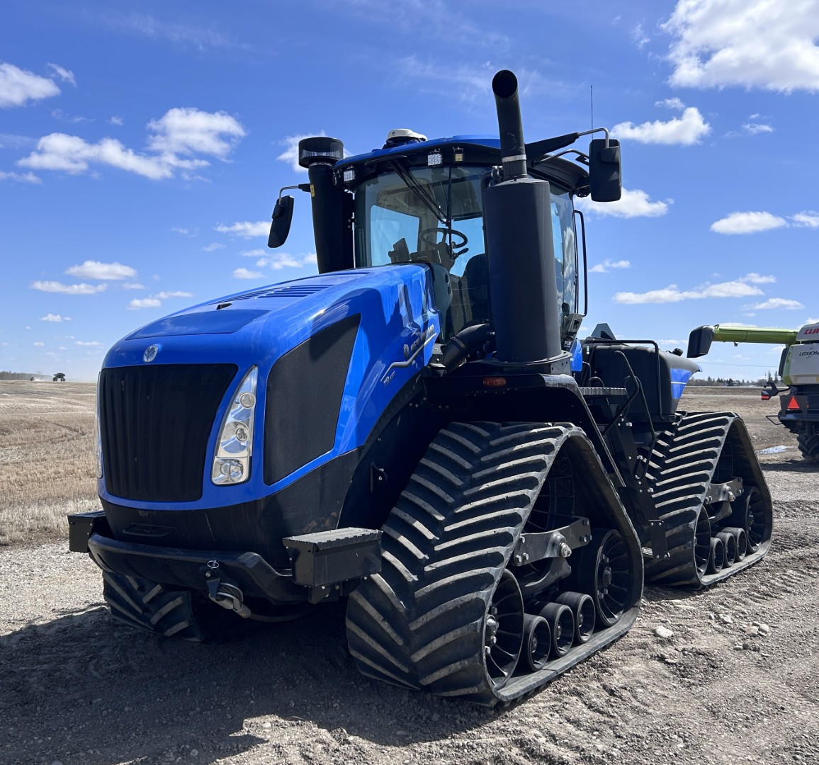 2024 New Holland T9.655 Tractor Rubber Track