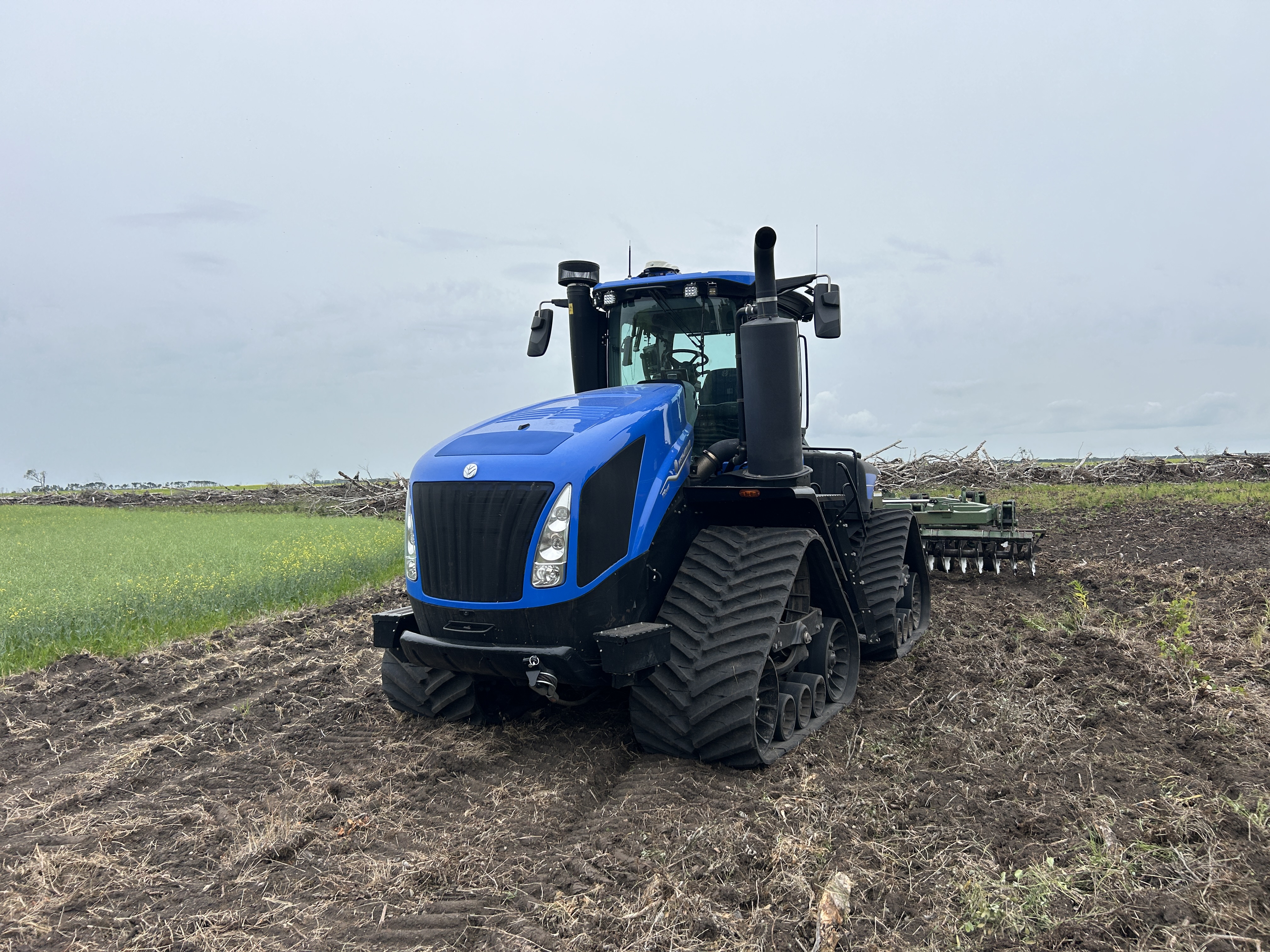 2024 New Holland T9.655 Tractor Rubber Track