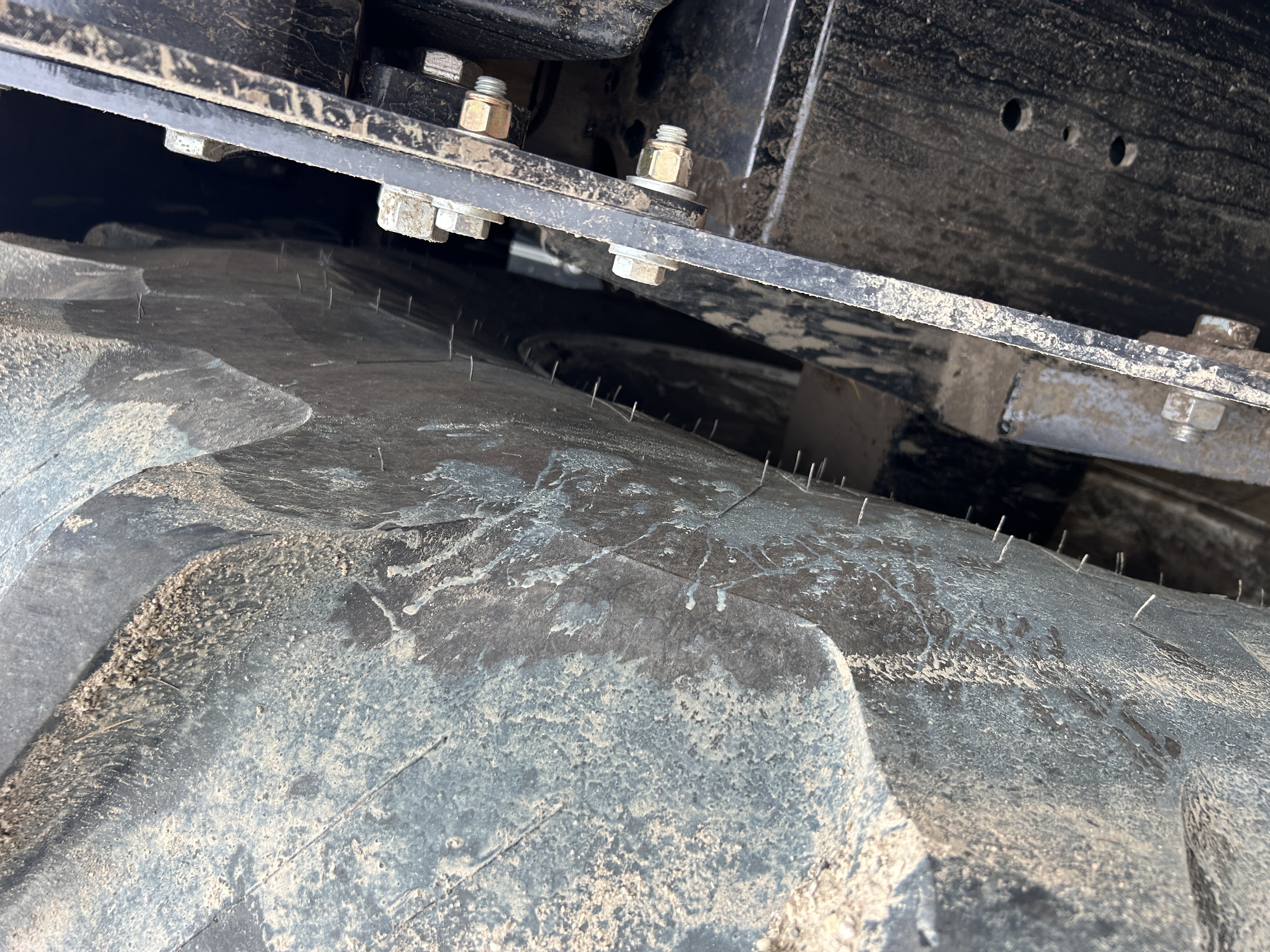 2024 New Holland T9.615 PLMI Tractor 4WD