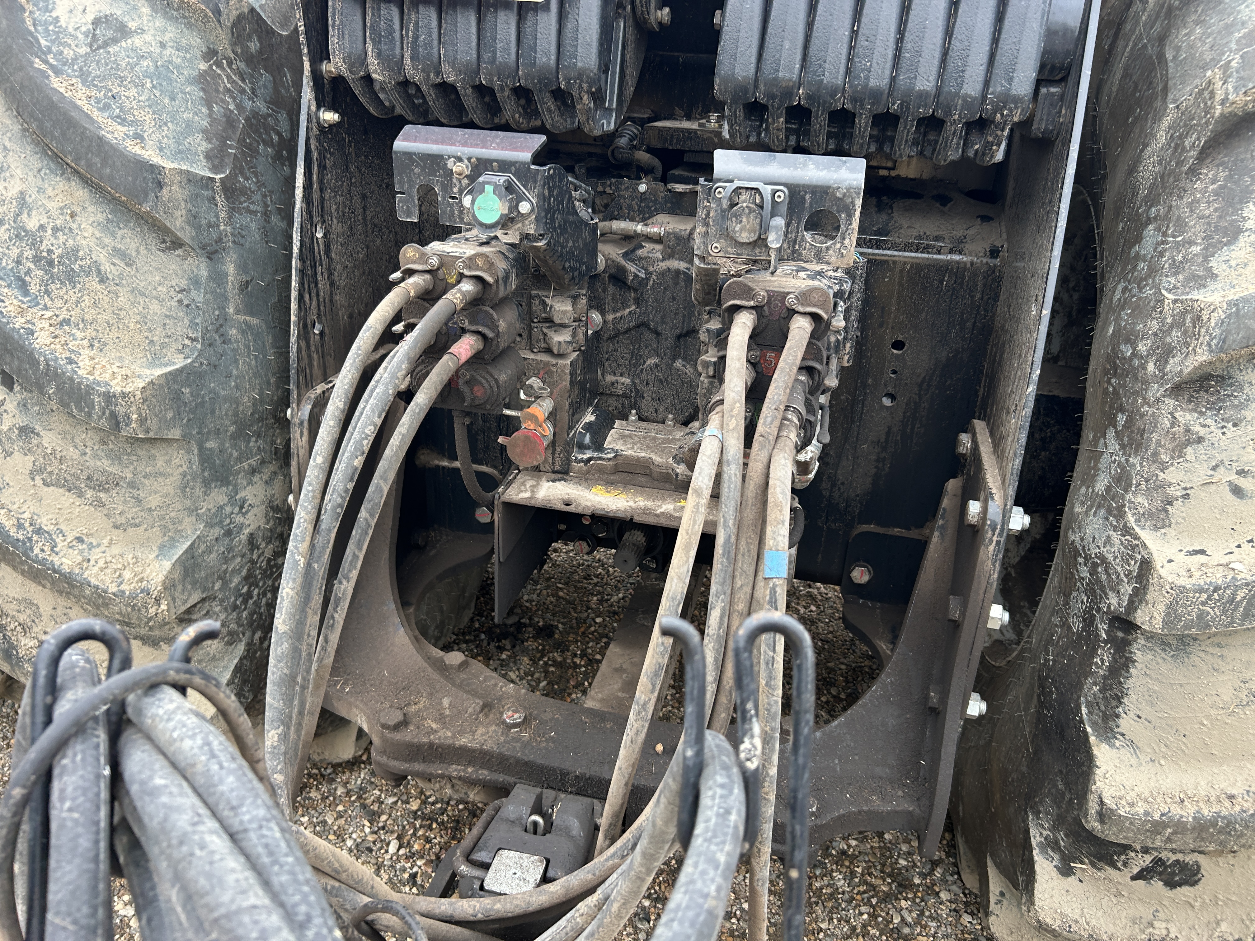 2024 New Holland T9.615 PLMI Tractor 4WD