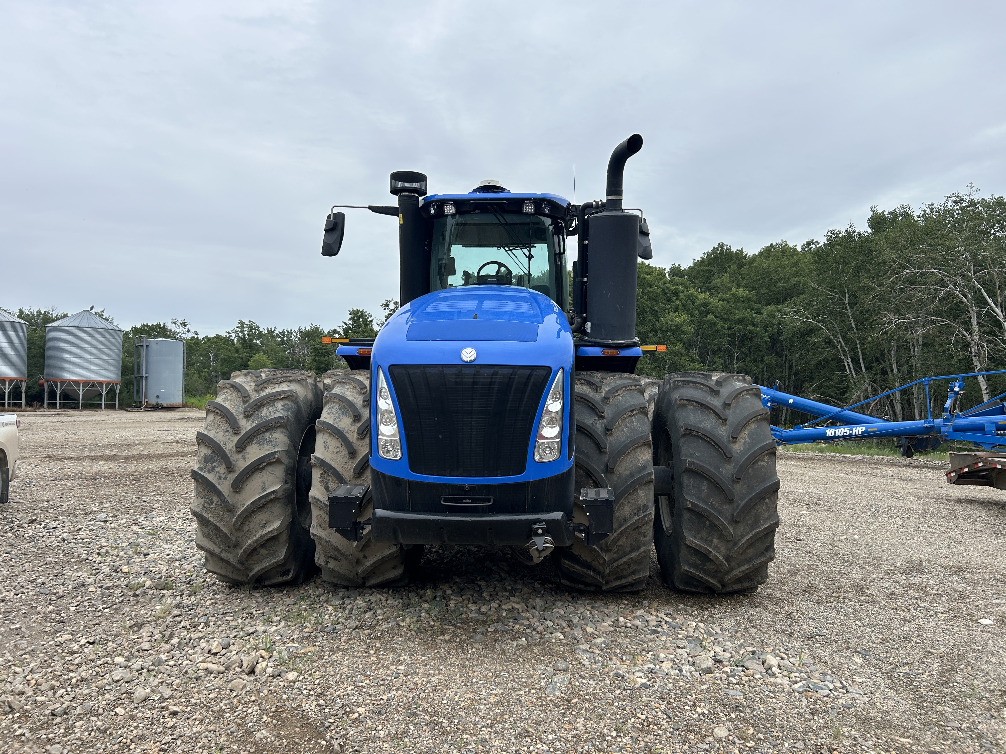 2024 New Holland T9.615 PLMI Tractor 4WD