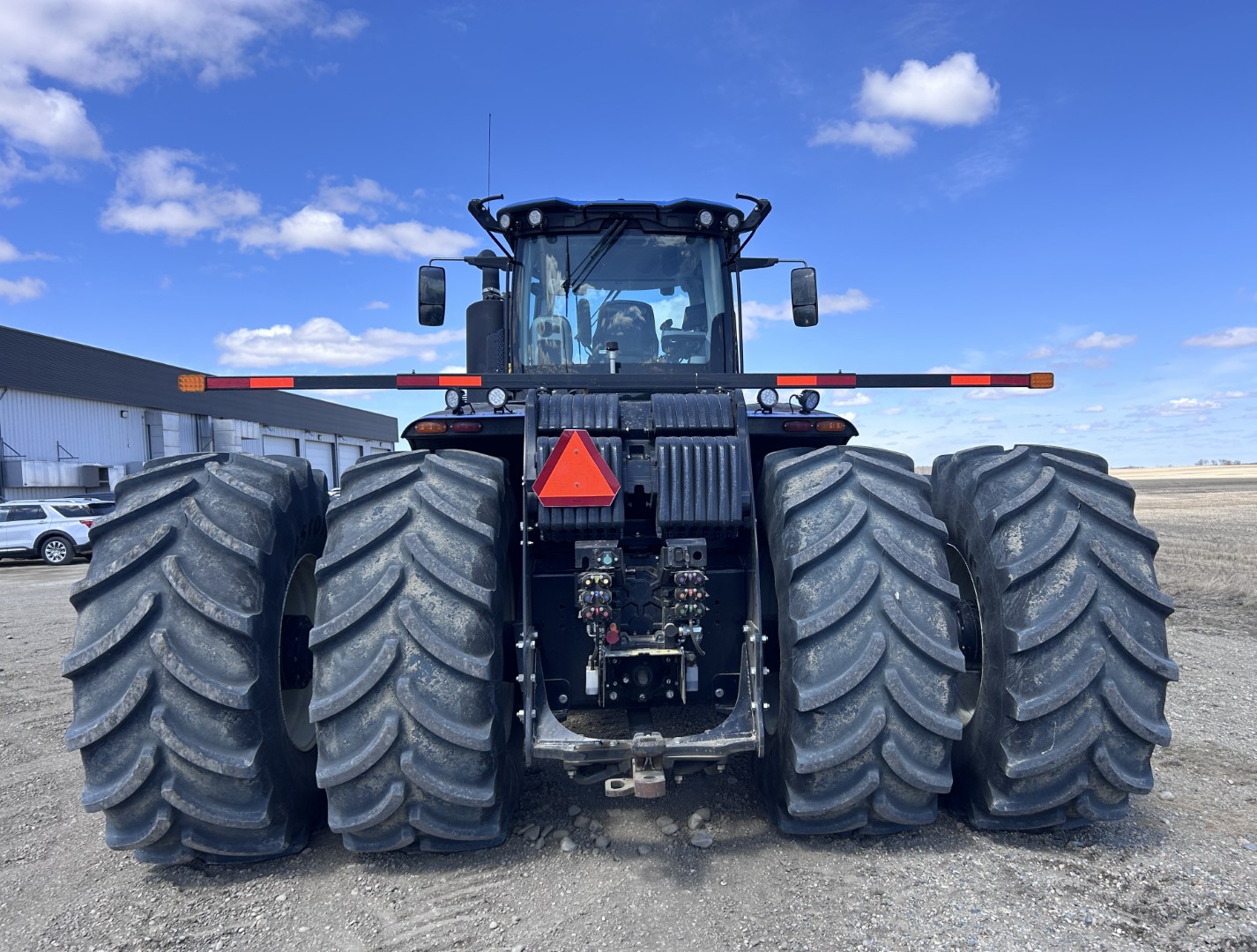 2024 New Holland T9.615 PLMI Tractor 4WD