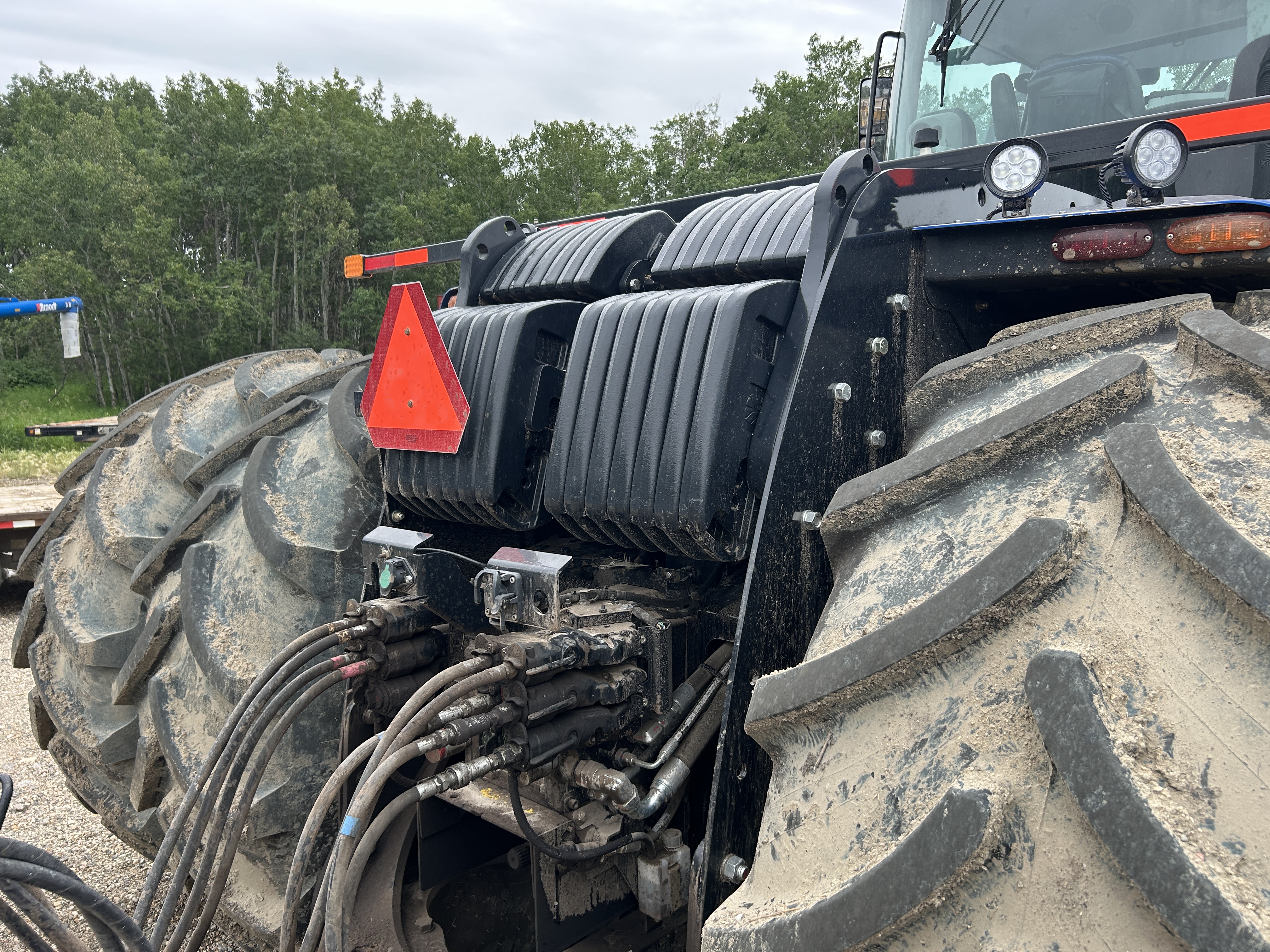 2024 New Holland T9.615 PLMI Tractor 4WD