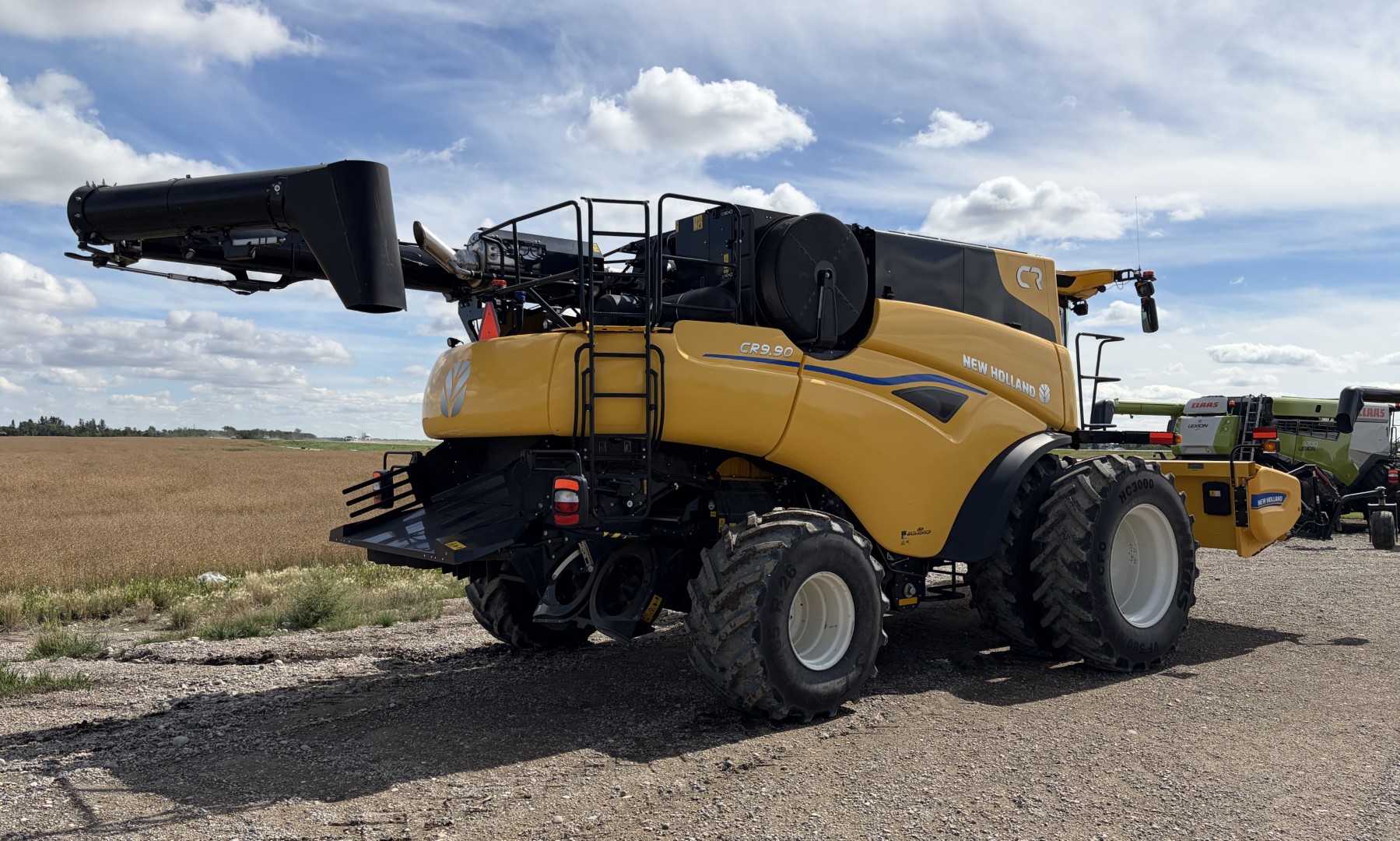 2024 New Holland CR9.90Z Combine