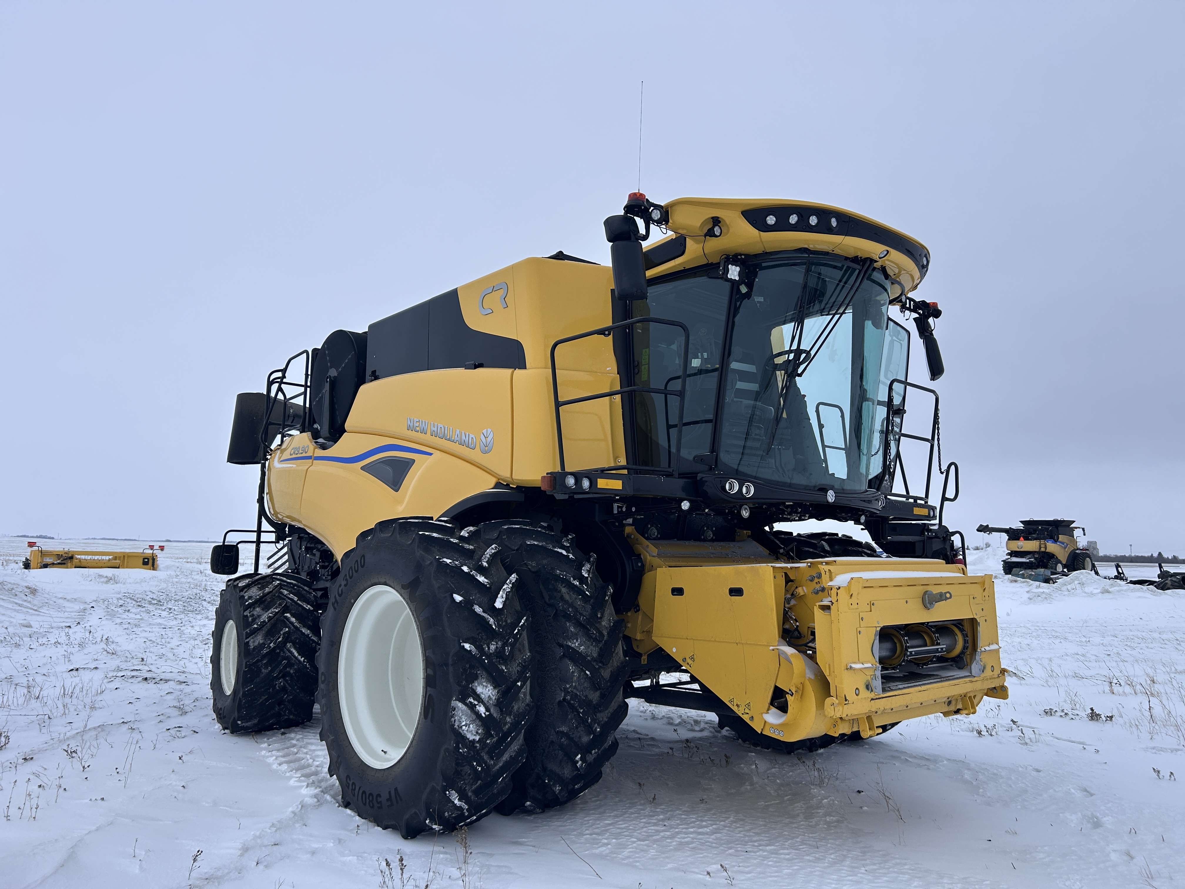 2024 New Holland CR9.90Z Combine