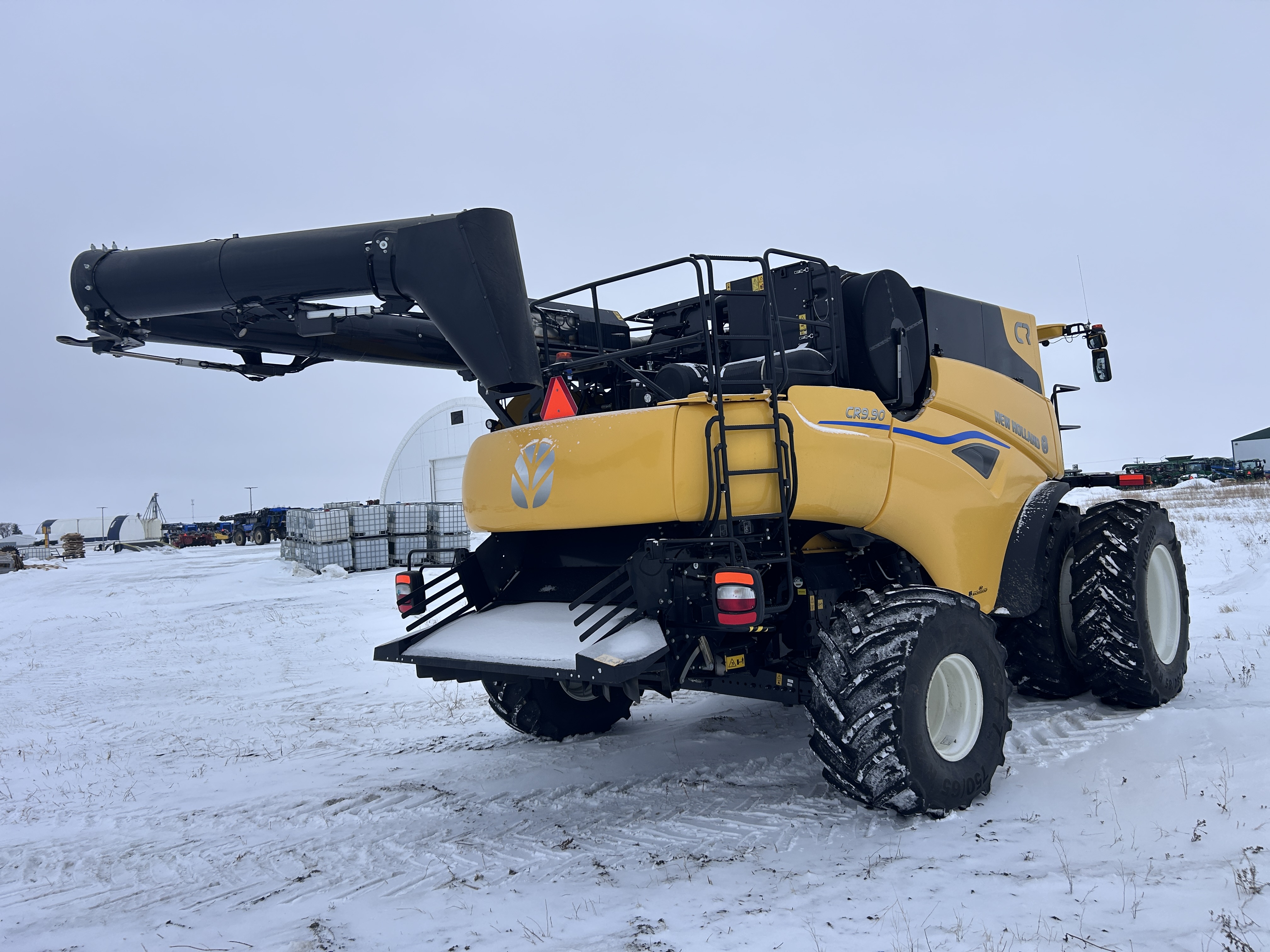 2024 New Holland CR9.90Z Combine