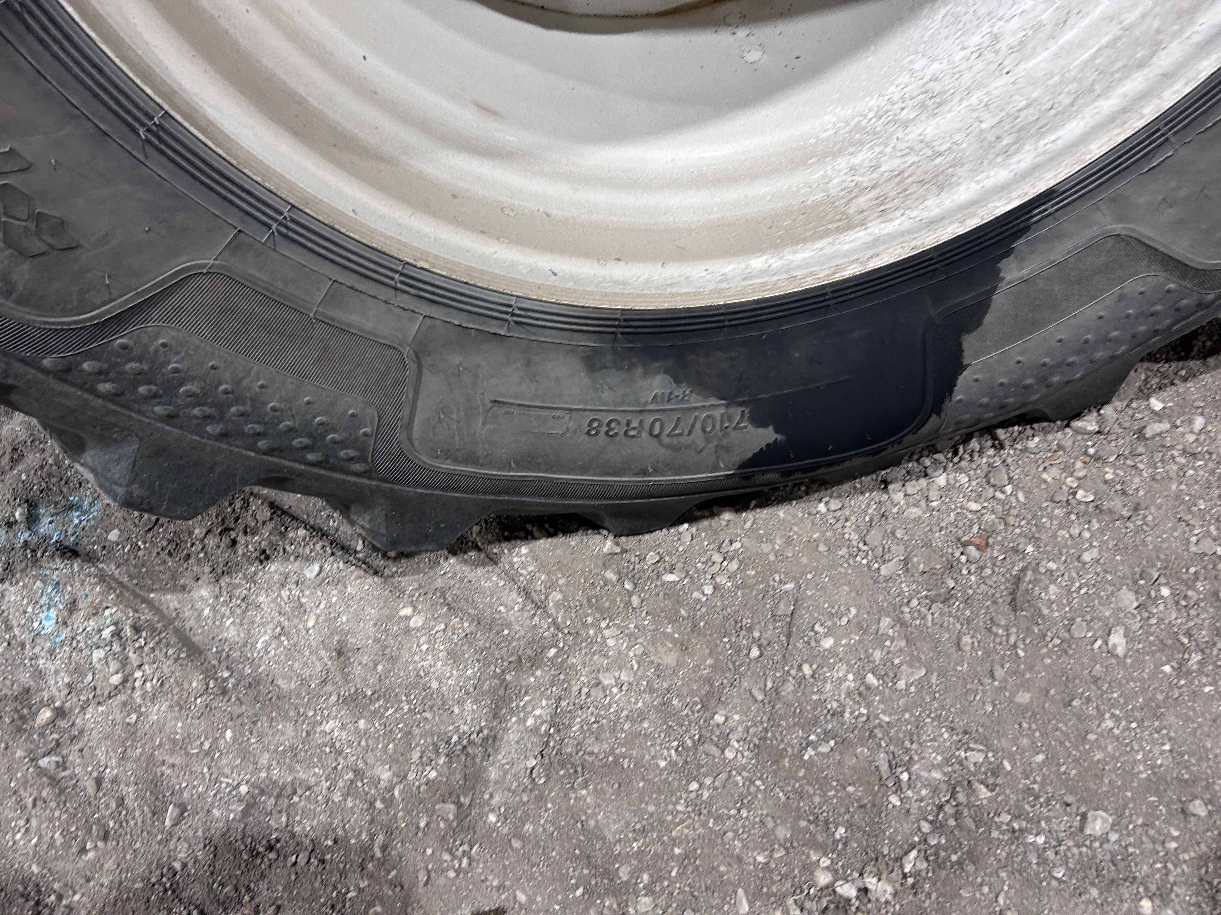 2020 New Holland SP.410F Sprayer/High Clearance