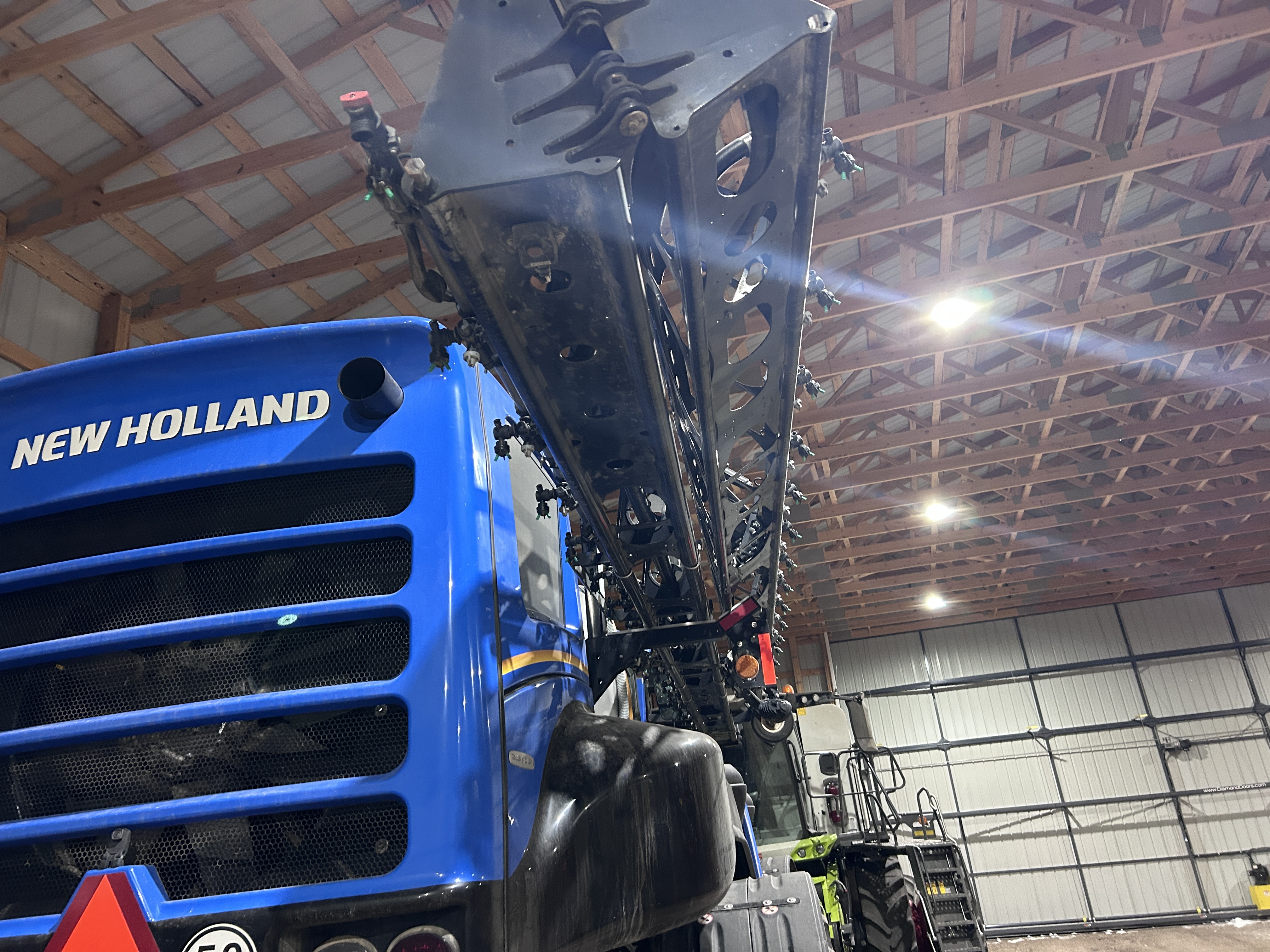 2020 New Holland SP.410F Sprayer/High Clearance