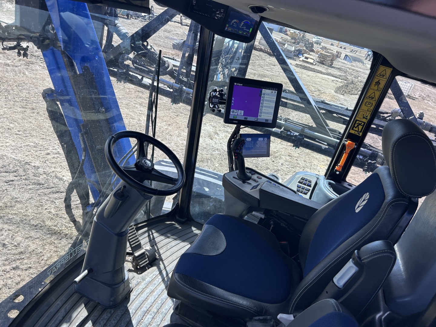 2020 New Holland SP.410F Sprayer/High Clearance