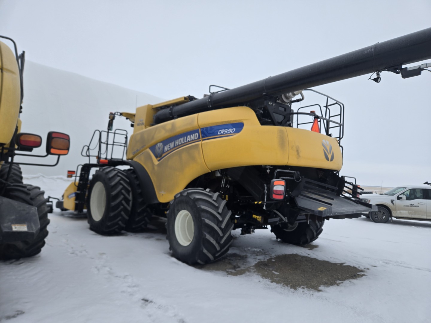 2023 New Holland CR9.90Z Combine