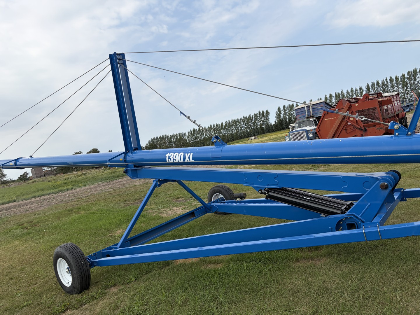 2018 Brandt 1390XL Grain Auger