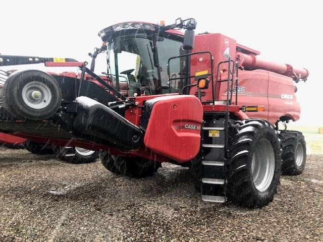 2021 Case 8250 Combine