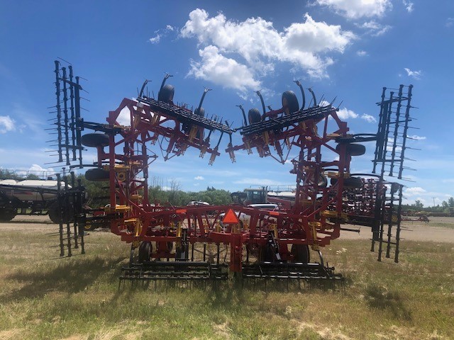 2011 Bourgault 9400-50 Row Crop Tillage