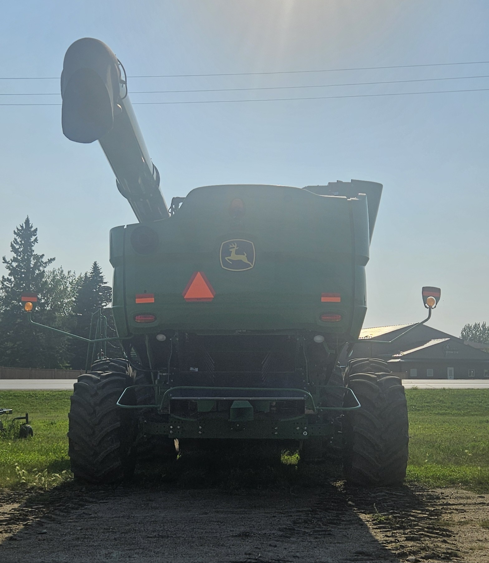 2015 John Deere S690 Combine