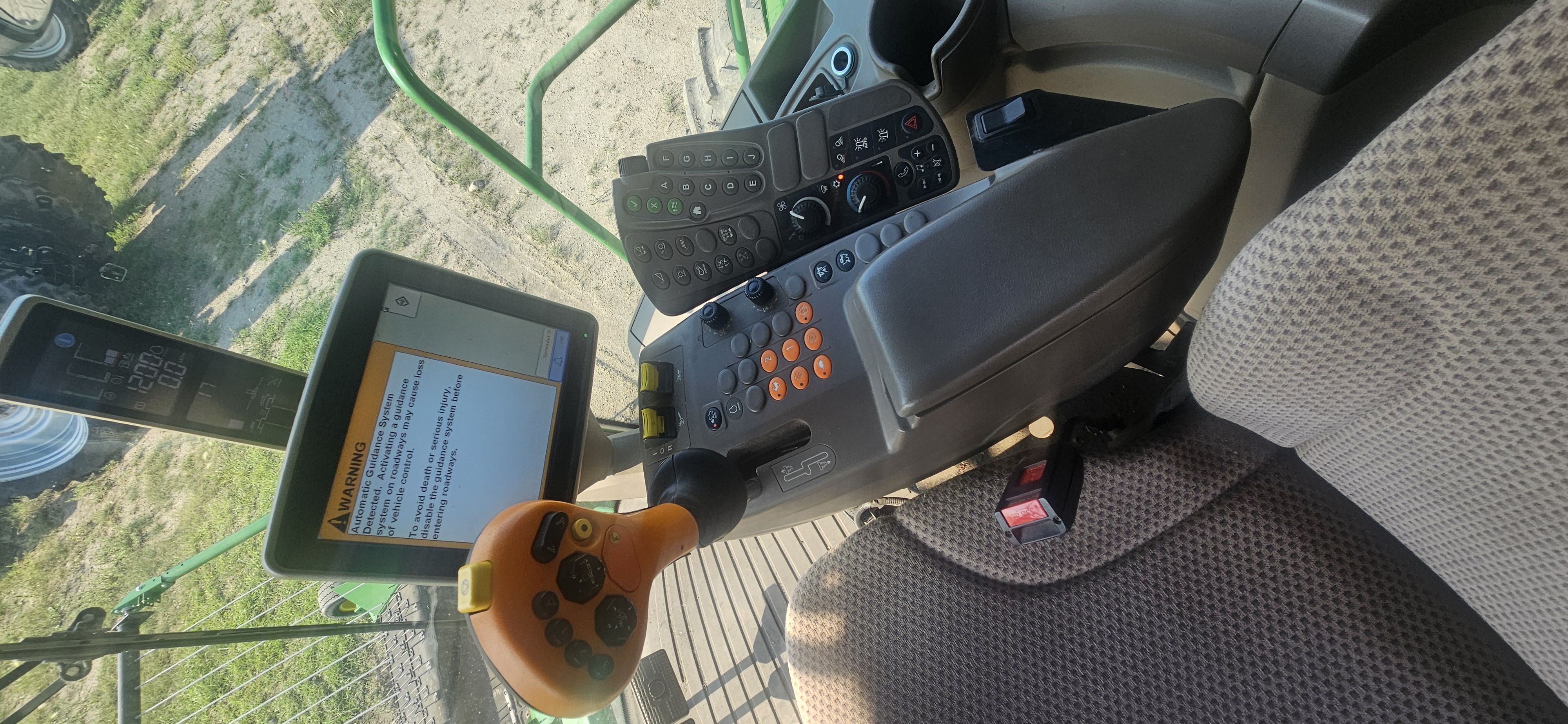 2015 John Deere S690 Combine