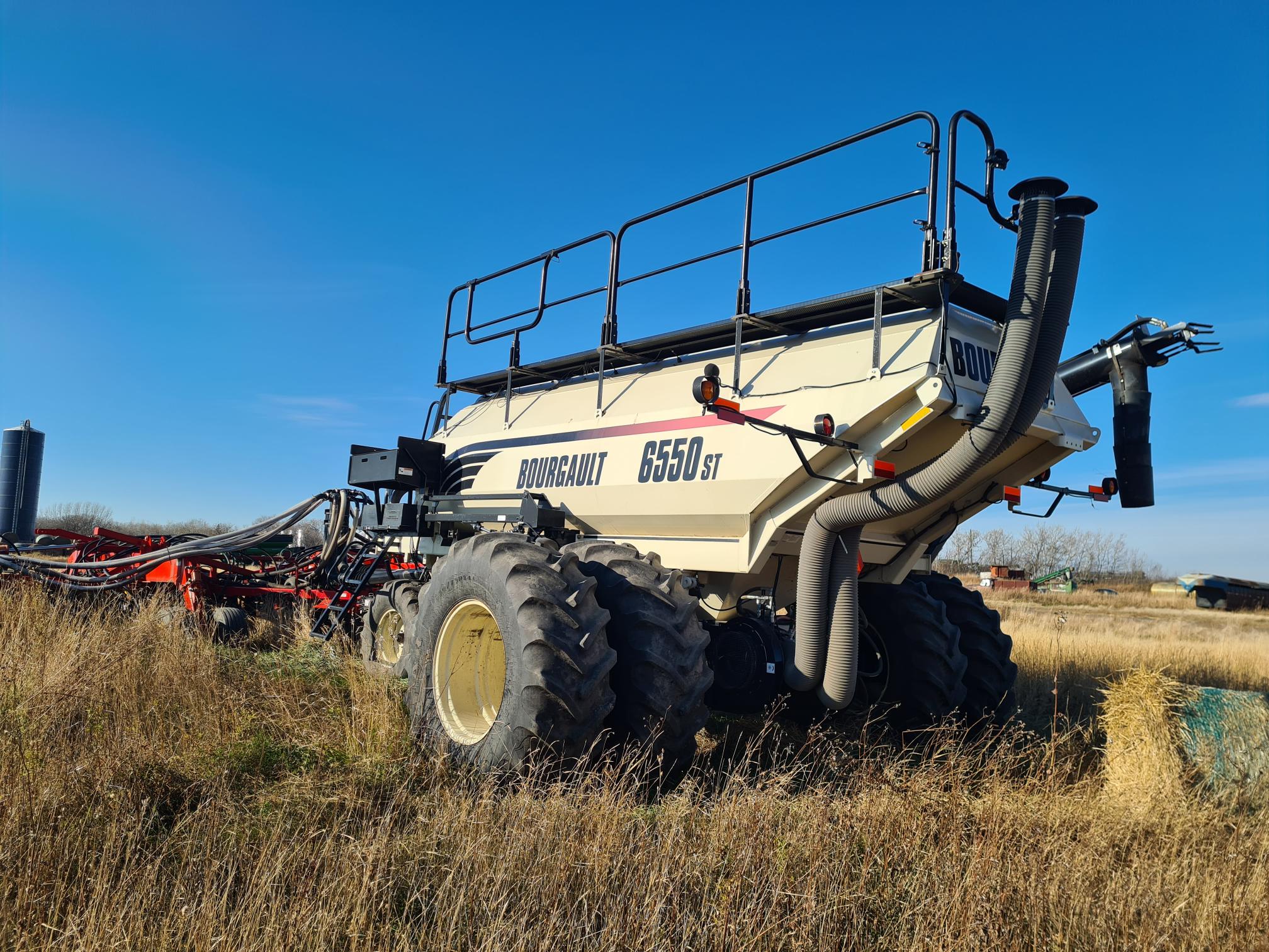 2014 Bourgault 3320-68 Seeding Tool