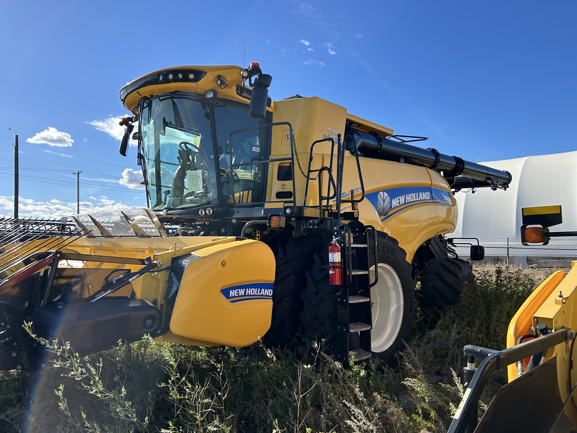 2021 New Holland CR9.90 Combine