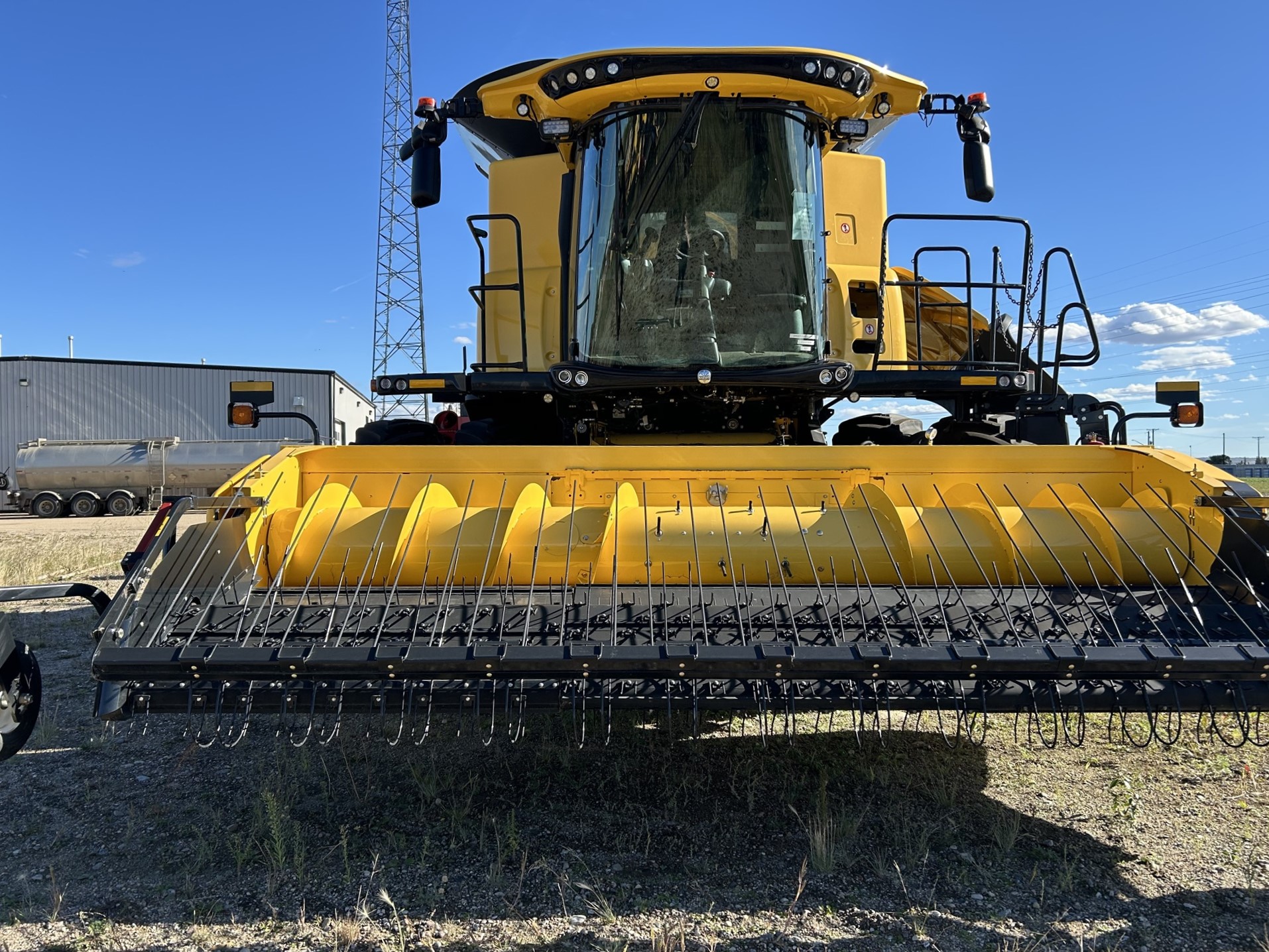 2021 New Holland CR10.90 Combine
