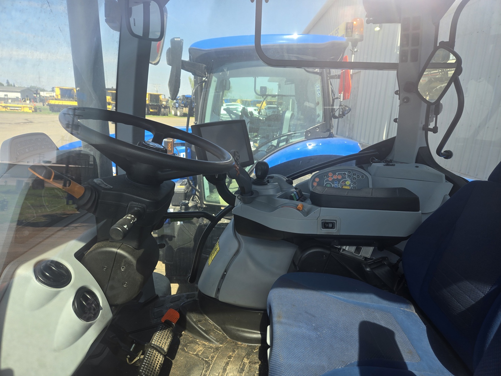 2021 New Holland T7.175 Tractor