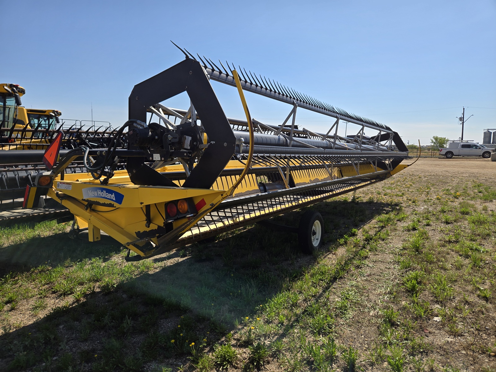 2008 MacDon 94C Header Combine