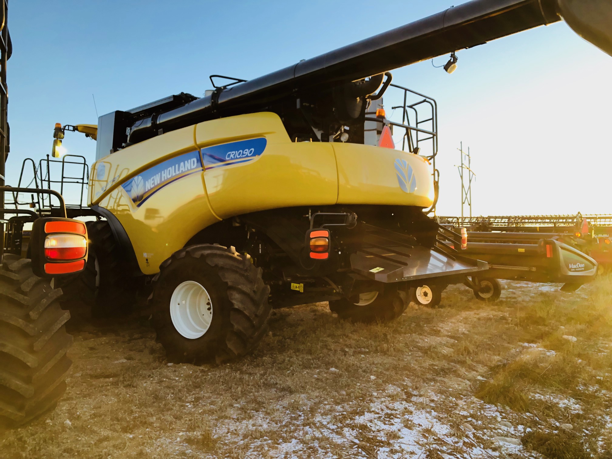 2015 New Holland CR10.90Z Combine