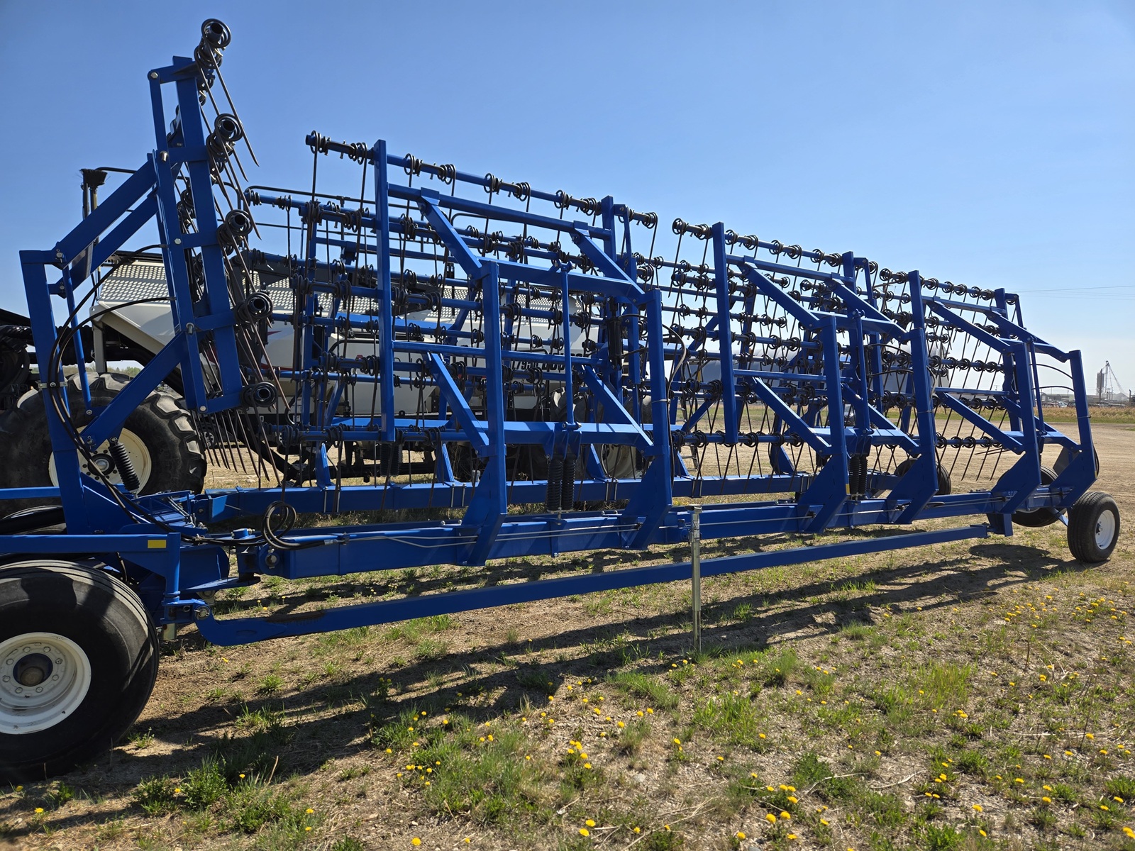 2013 Brandt 7000 Harrow