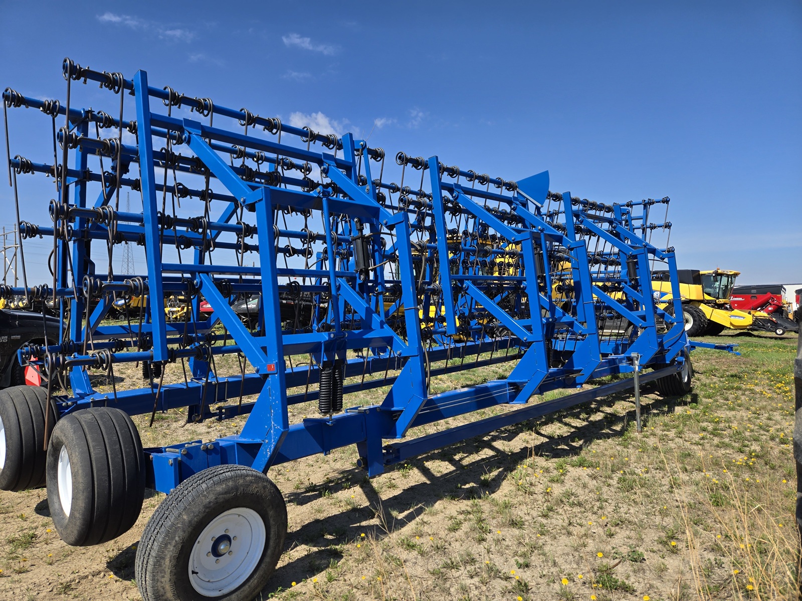 2013 Brandt 7000 Harrow