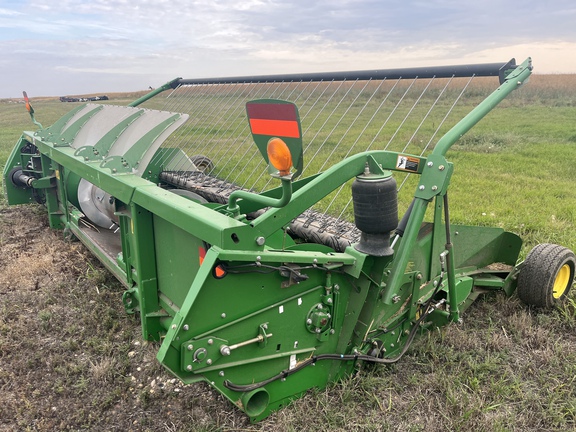 2011 John Deere 615P Header Combine