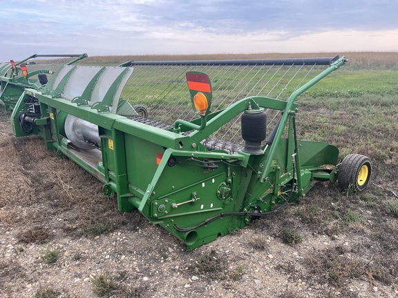 2009 John Deere 615P Header Combine