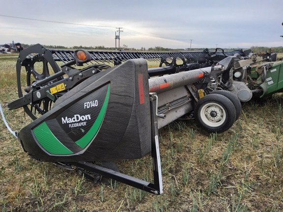 2020 MacDon FD140 Header Combine