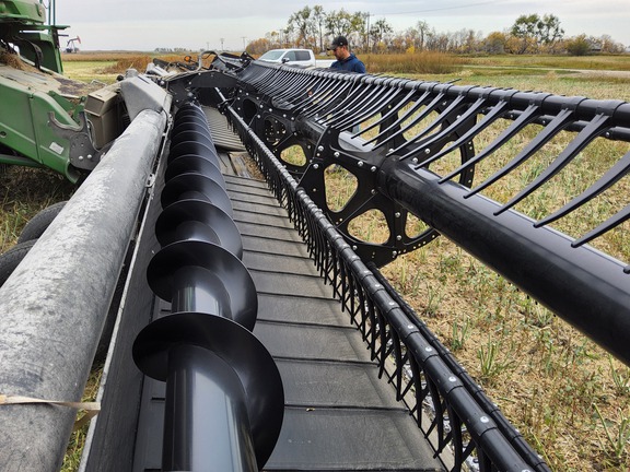 2020 MacDon FD140 Header Combine