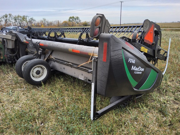 2020 MacDon FD140 Header Combine