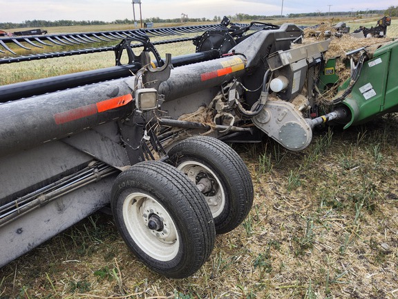 2020 MacDon FD140 Header Combine