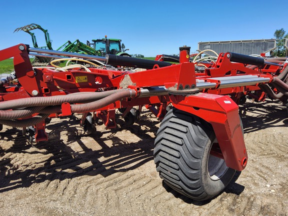 2019 Morris QUANTUM Air Seeder