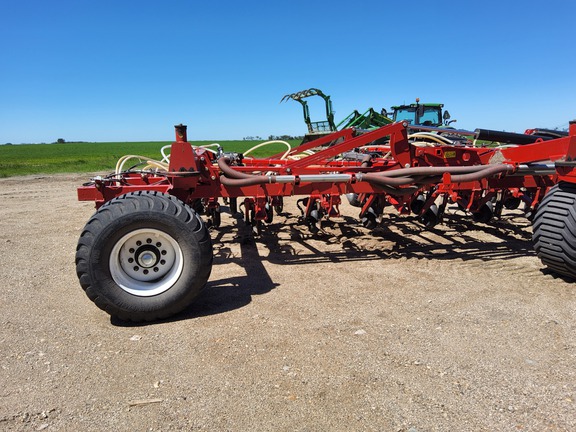 2019 Morris QUANTUM Air Seeder