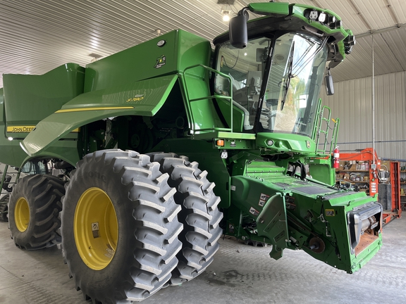 2022 John Deere S780 Combine