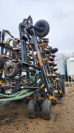 2011 Seed Master 7012 Air Seeder