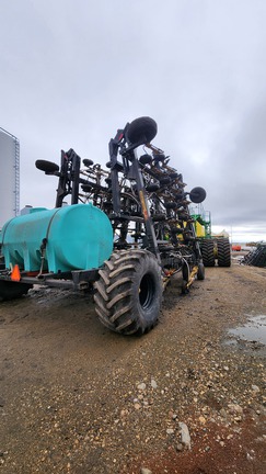 2011 Seed Master 7012 Air Seeder