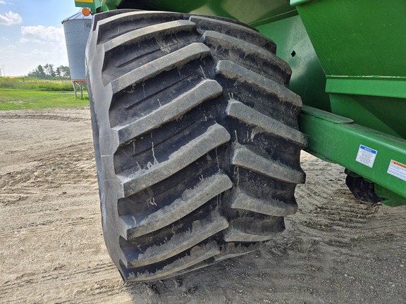 2019 Brandt 1322XR Grain Cart