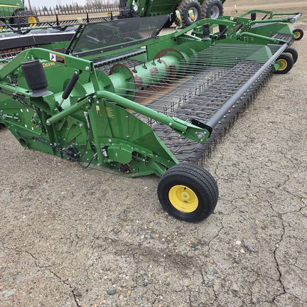 2019 John Deere 615P Header Combine
