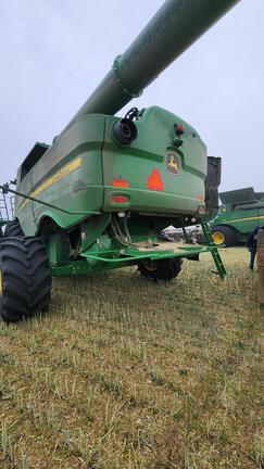 2018 John Deere S780 Combine