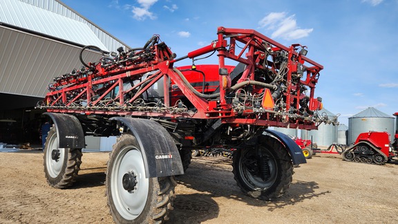 2018 Case IH Patriot 3340 Sprayer/High Clearance