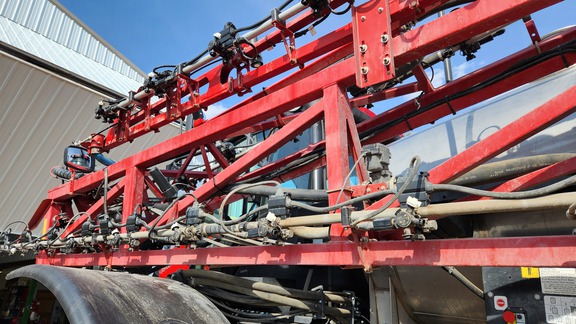 2018 Case IH Patriot 3340 Sprayer/High Clearance