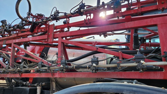 2018 Case IH Patriot 3340 Sprayer/High Clearance