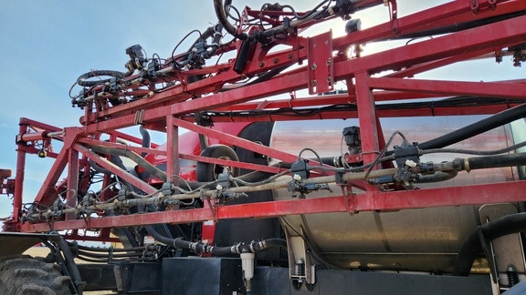 2018 Case IH Patriot 3340 Sprayer/High Clearance