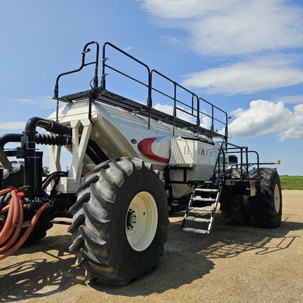 2020 Bourgault 7700 Misc