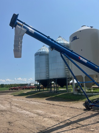 2021 Brandt 1042A Grain Auger