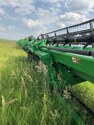 2014 John Deere 635D Header Combine